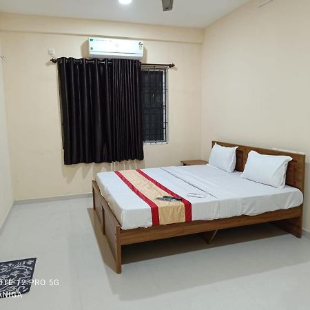 Premier Inn Lodge Mangalore Exterior foto