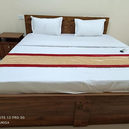 Premier Inn Lodge Mangalore Exterior foto