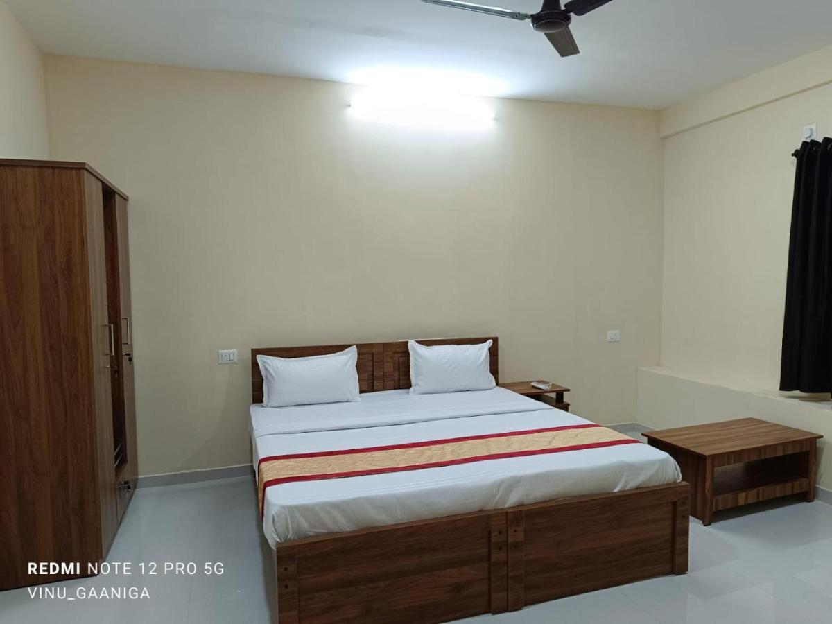 Premier Inn Lodge Mangalore Exterior foto